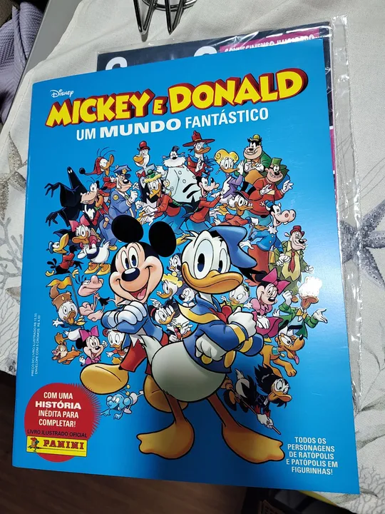 Almanaque Mickey e Donald - Um Mundo Fantástico