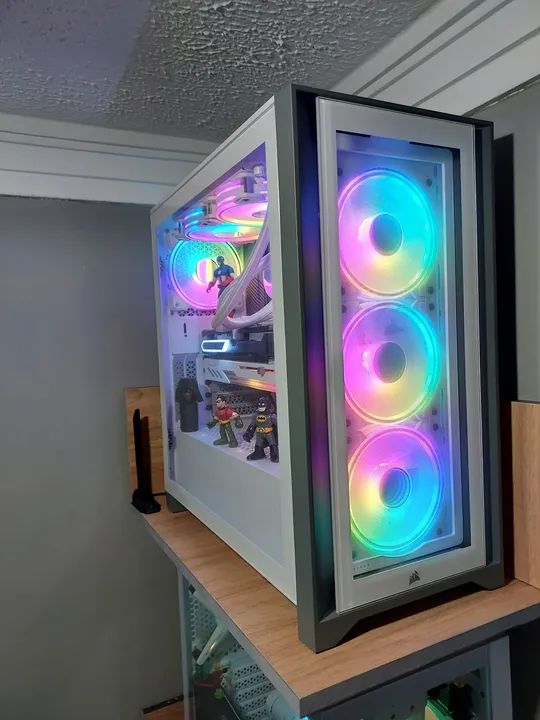 PC Gamer Customizado de Alta Performance: Potência e Estilo para Gamers Exigentes!