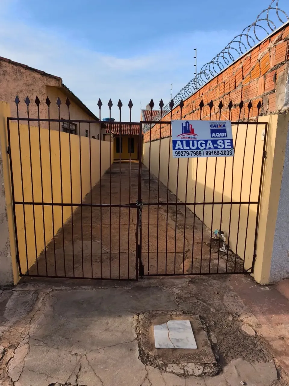 Aluga se uma Linda casa na Vila Palmira!