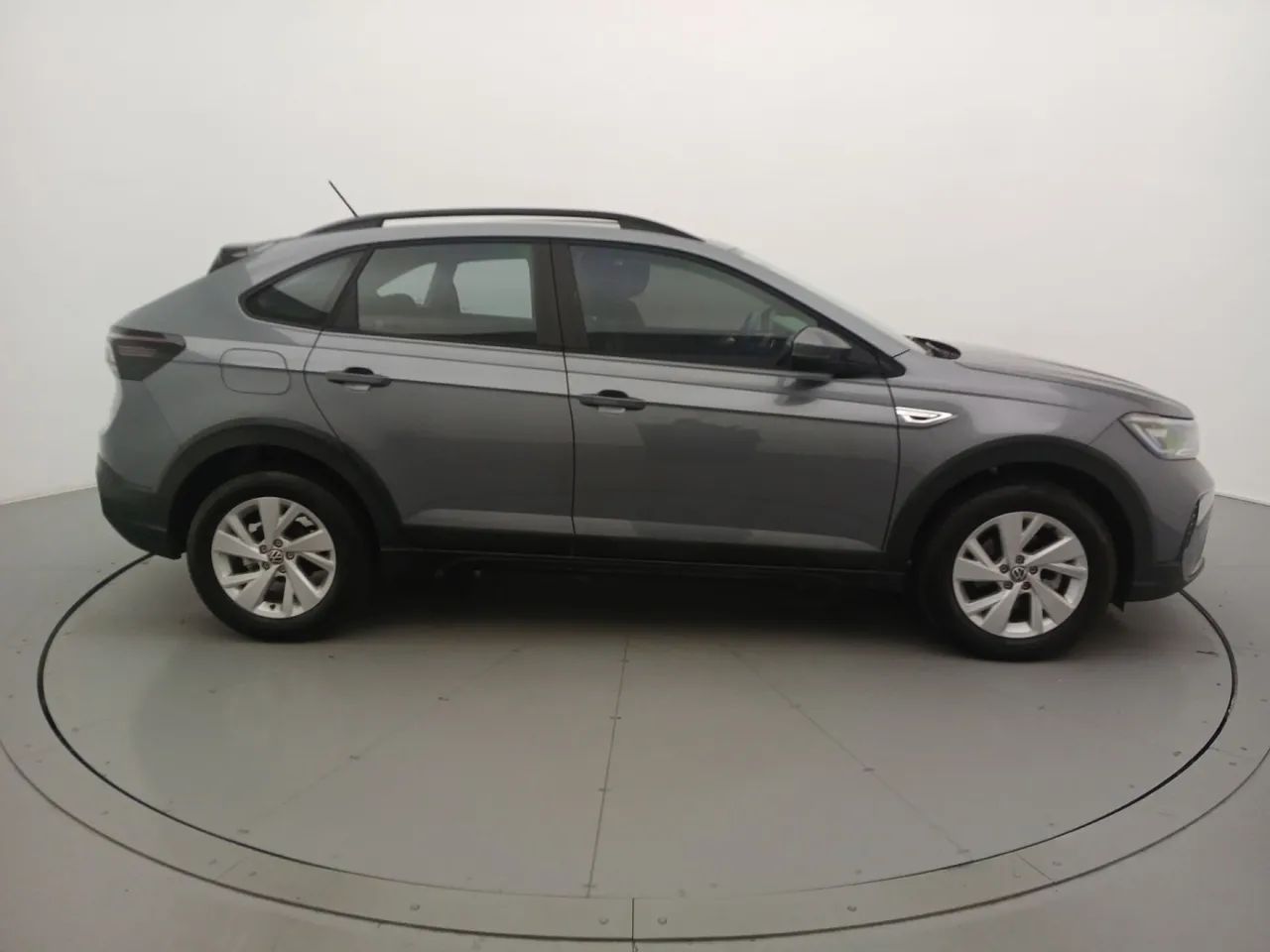 Volkswagen Nivus Comfortline 1.0 200 TSI Flex Aut., foto 6 de 18