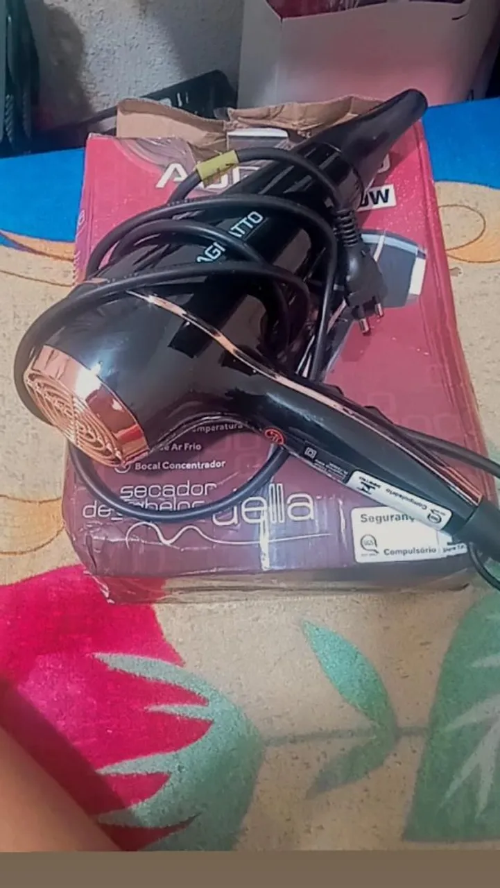 Secador de Cabelo Agiatto Bella - Potente e Eficiente