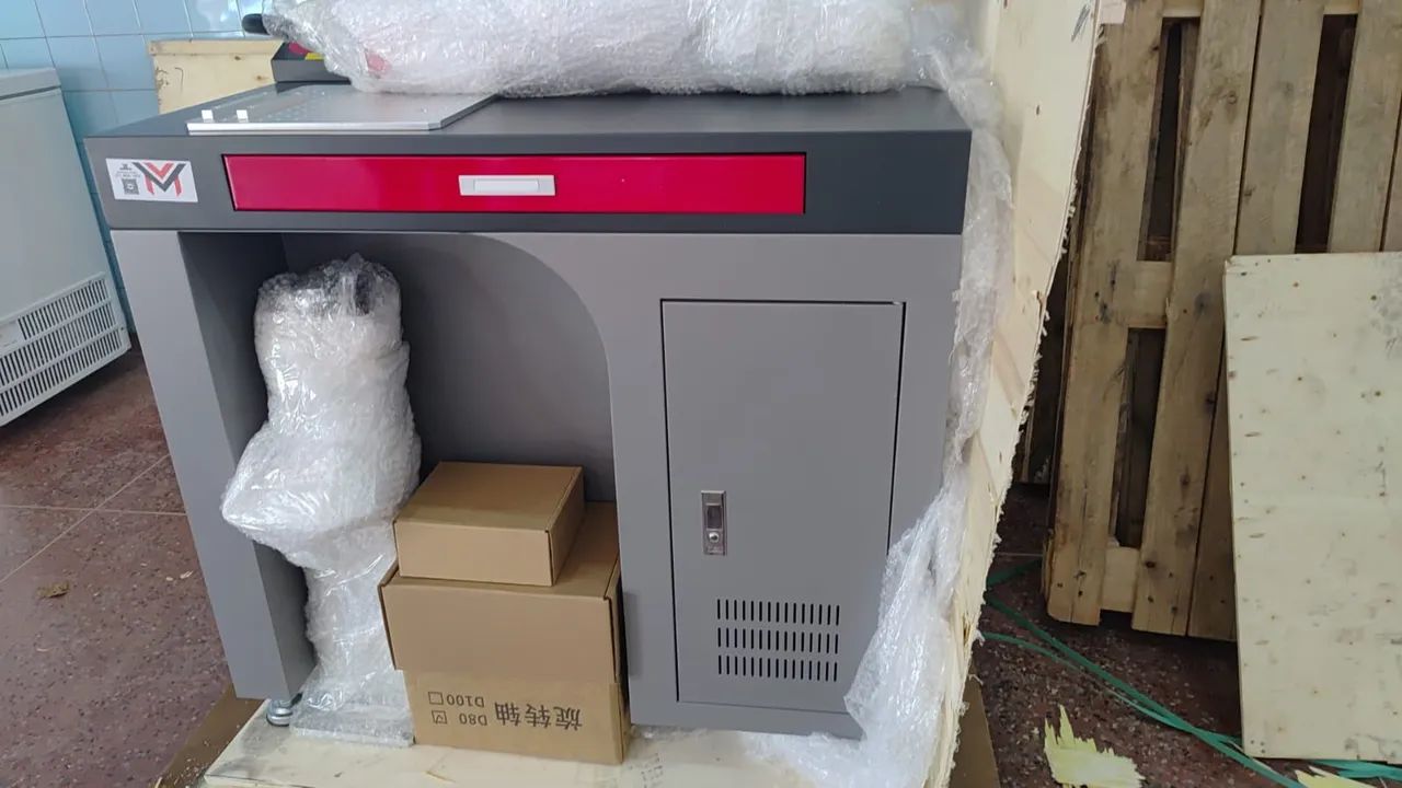 Máquina Fiber Laser CK2020 30w