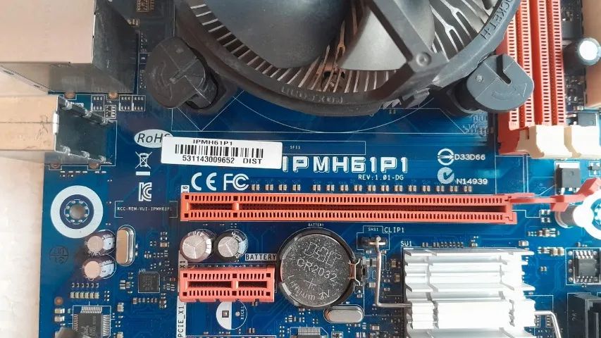 Kit Placa Mãe Lga 1155+Core I3 3.30Ghz+4Gb Memória 3ª Geração - Foto 3