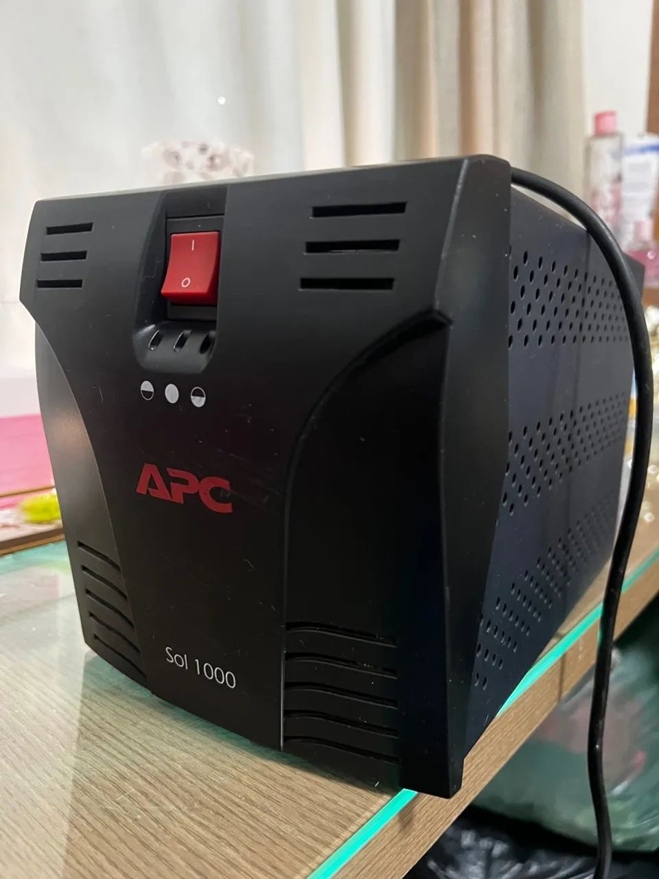Estabilizador APC sol 1000