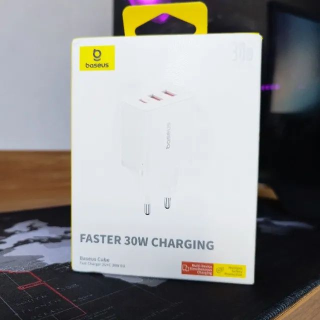 Carregador Baseus 30W PD Carregador Rápido Tipo-c & 2 Usb Compact - Foto 4
