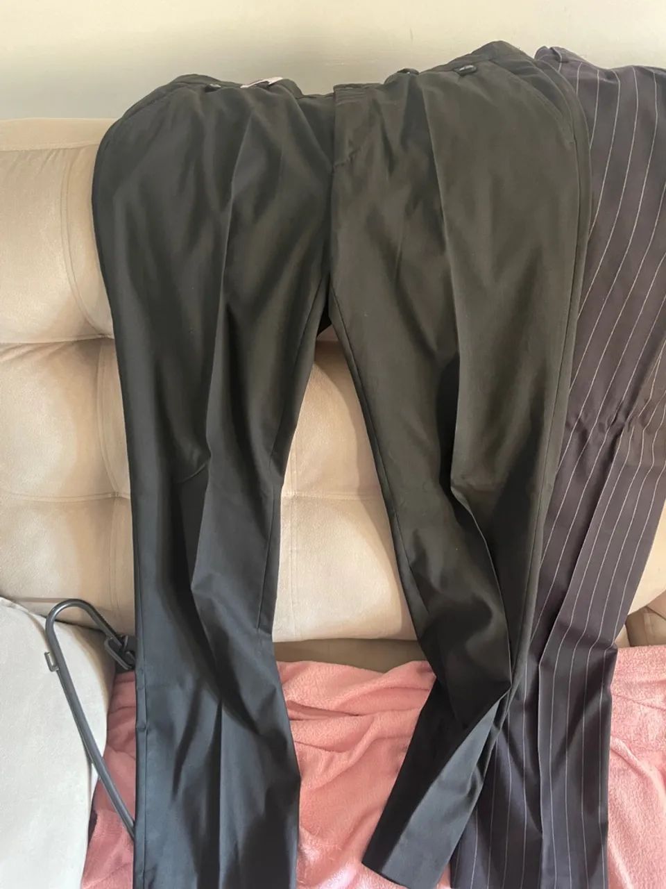 Terno ZARA importado da EUROPA é uma calça preta - Foto 3