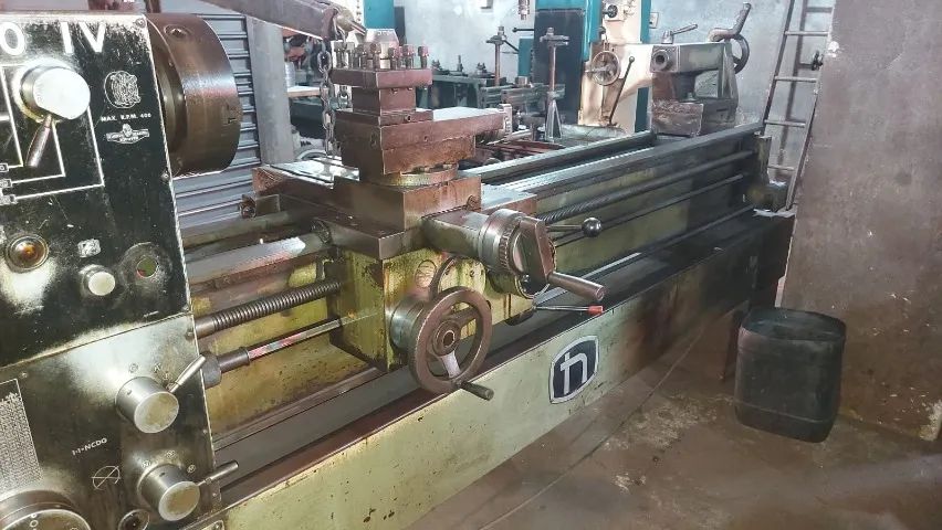 Torno Nardini 300IV entre pontas 1500mm - Foto 2