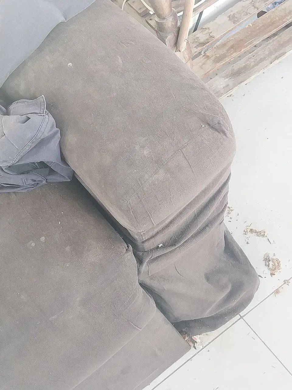 Sofa64739711578371123