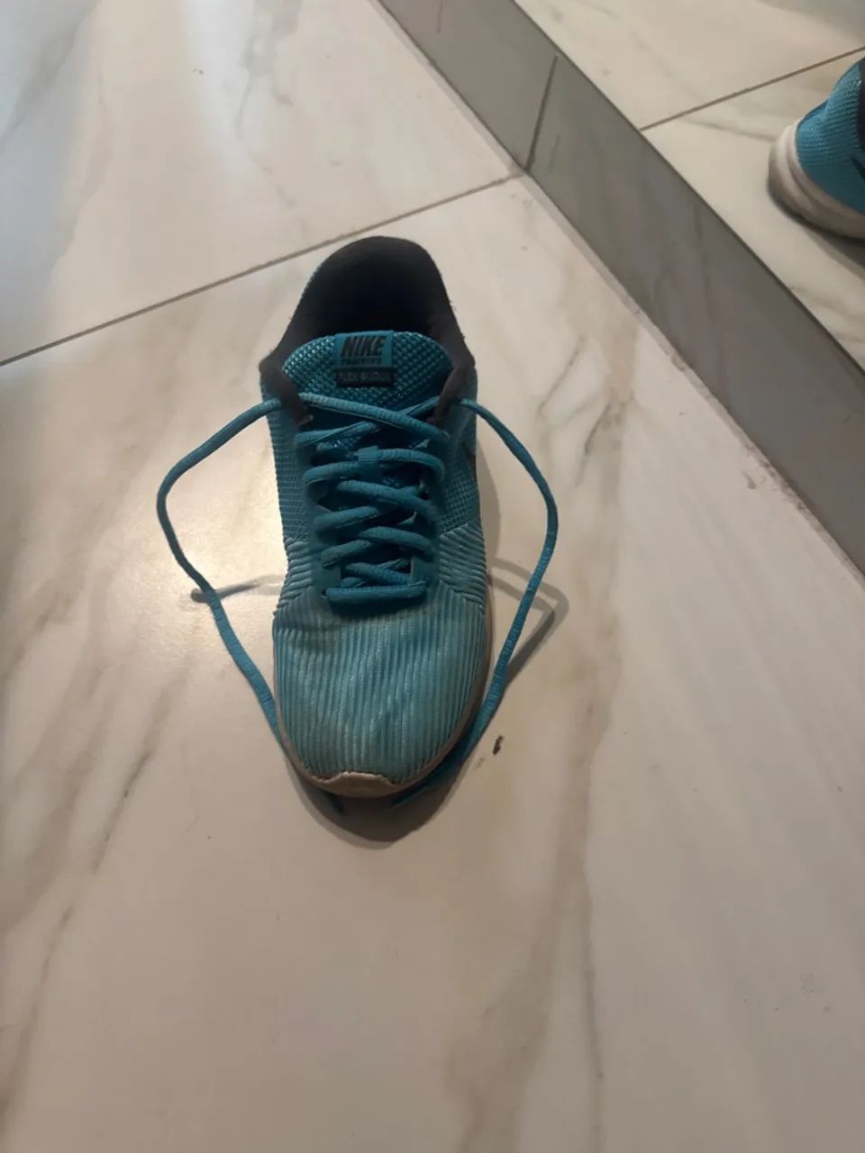 Tênis Nike azul tamanho 35/36 - Foto 2