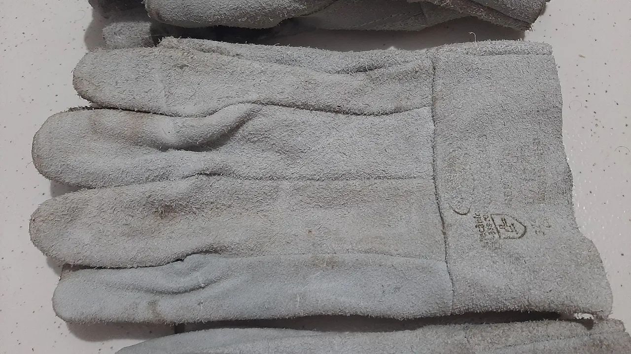 Luva de pedreiro raspa reforçada - Foto 4