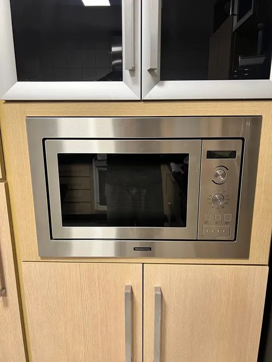 Micro-ondas Tramontina inox em perfeito estado  - Foto 2