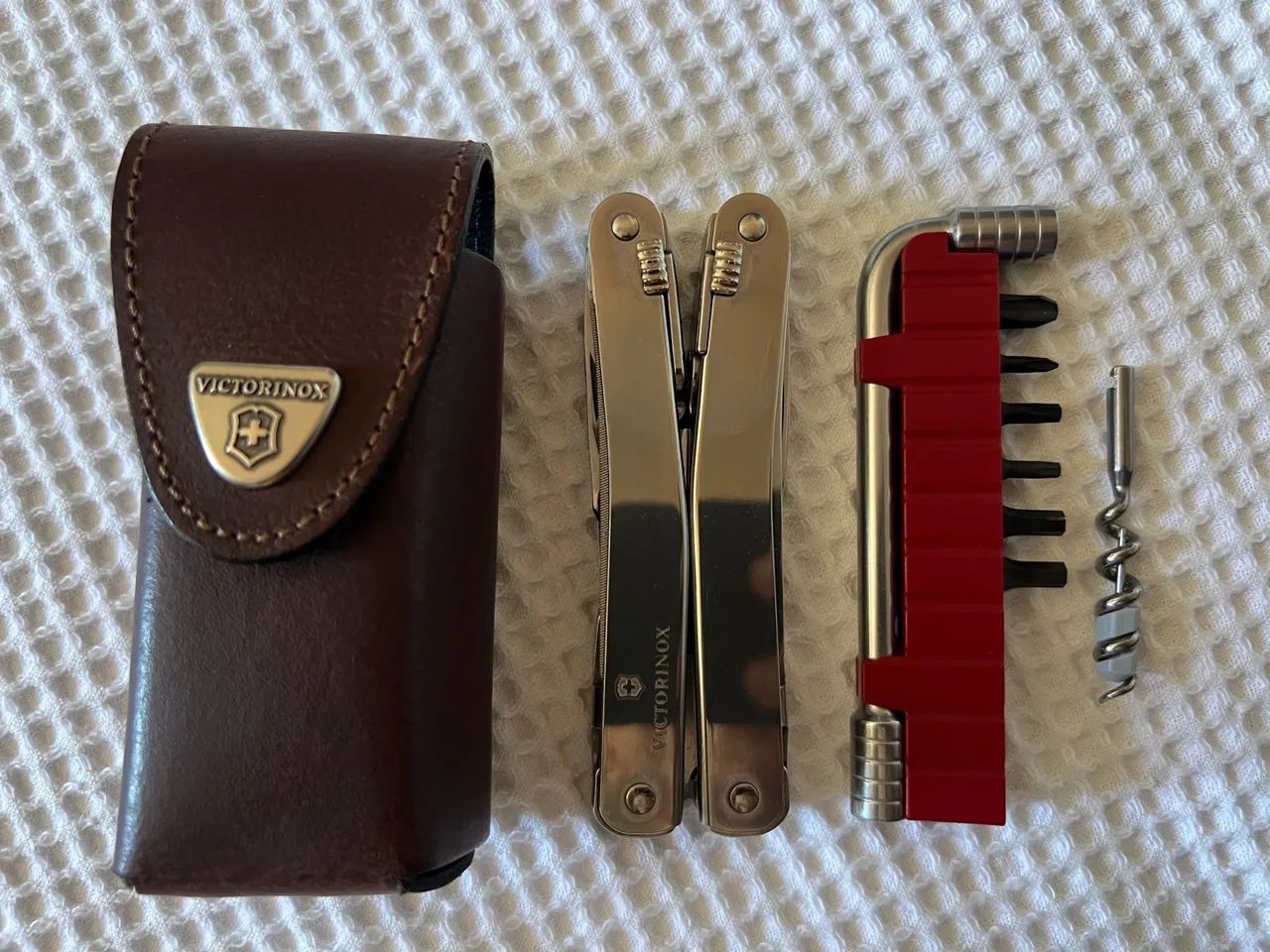 Canivete Victorinox Spirit Plus + Clip  - Foto 3
