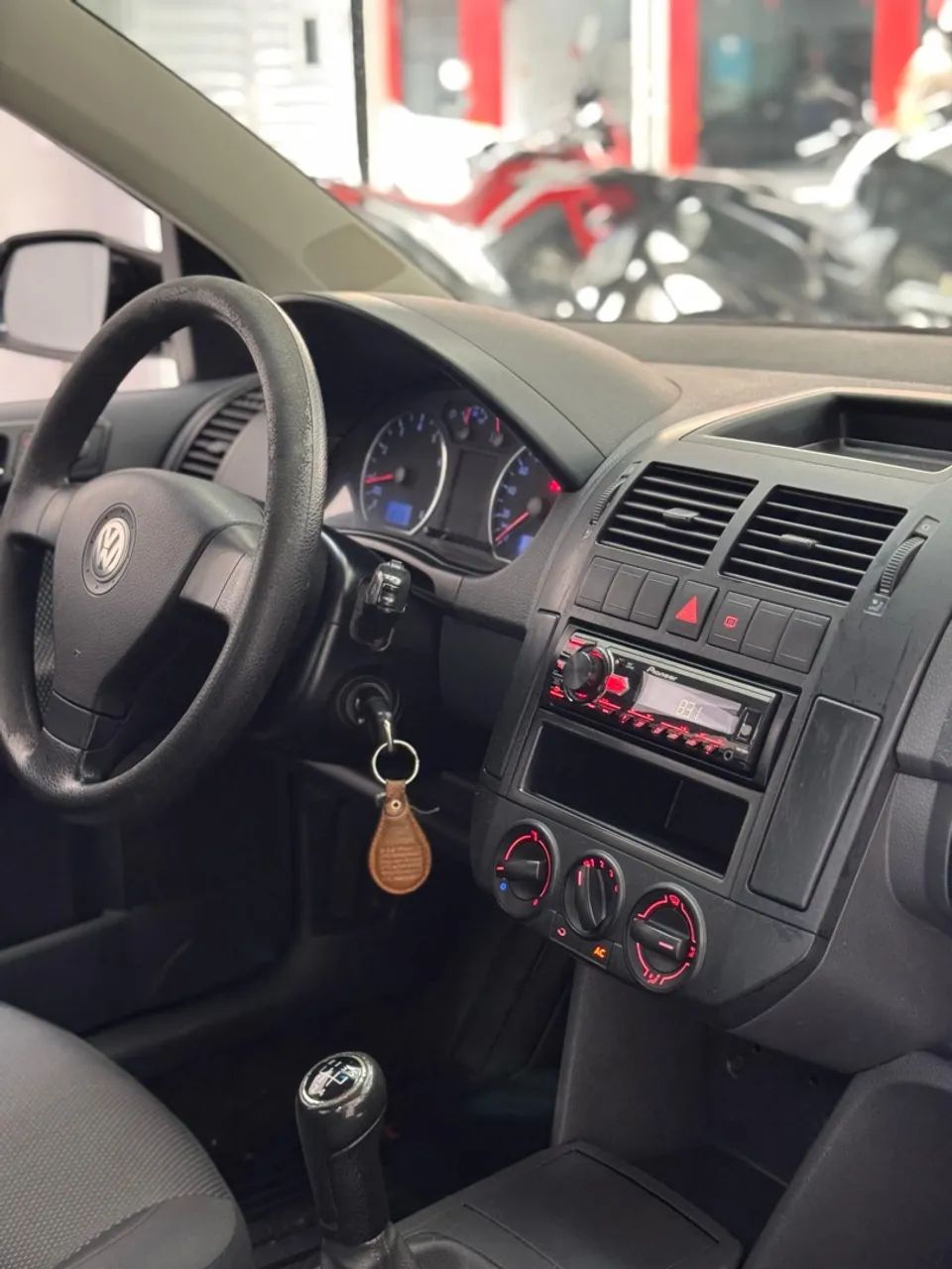 Polo sedan 1.6 completo baixa quilometragem  - Foto 5