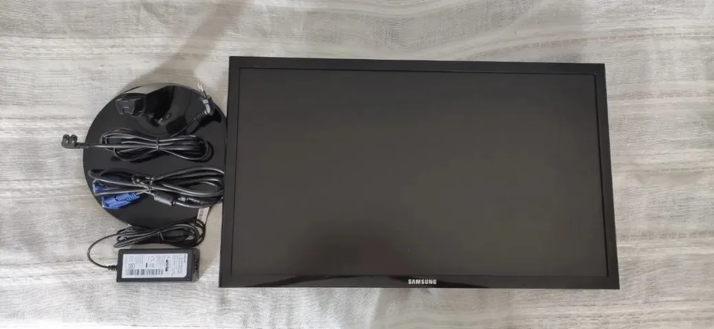 Monitor Gamer Samsung novo em excelente estado