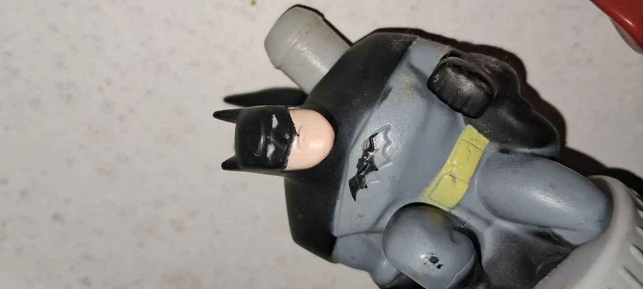 Bonecos Superman e Batman suco belly washers - Foto 4