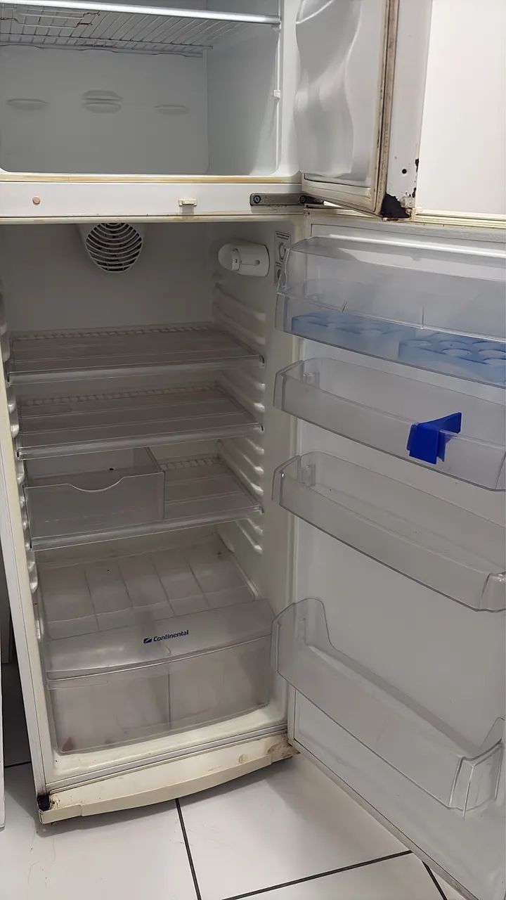 Geladeira para doação (está com defeito) - Foto 3