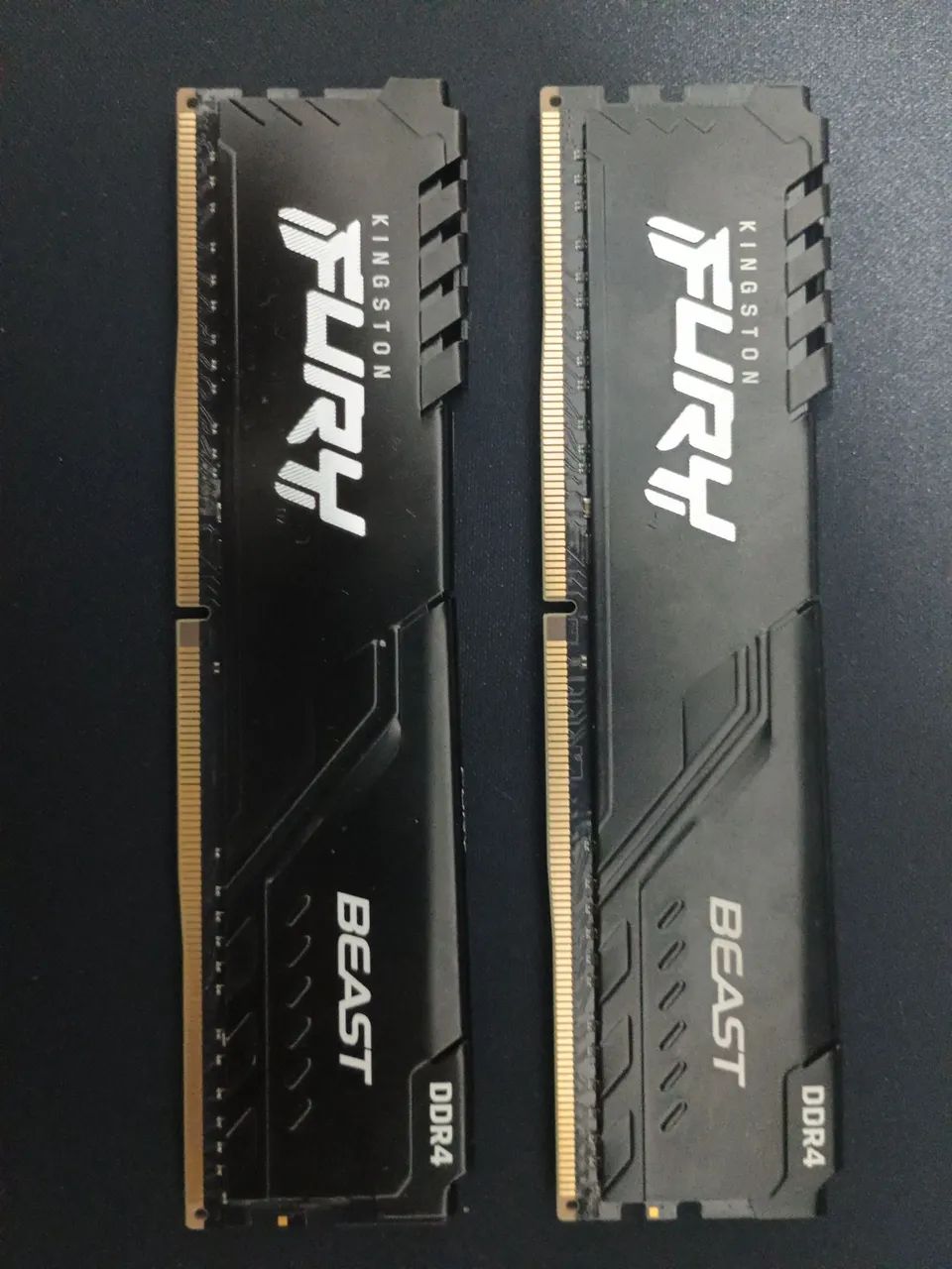 Memória RAM DDR4 3200 COM DEFEITO 