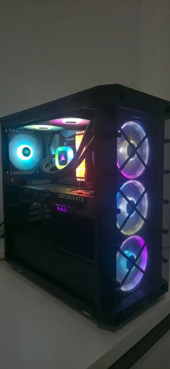 PC Gamer Ryzen 9 3900x, x570 Aorus Elite, 32Gb Ram