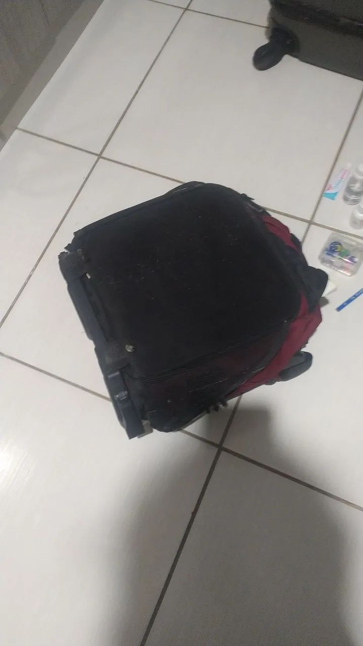 Carrinho de bebê vira mala - Foto 2