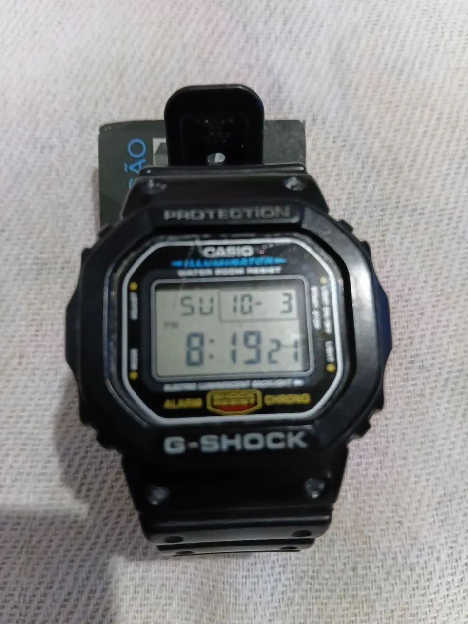 CASIO G-SHOCK ILUMINATOR 200 METROS