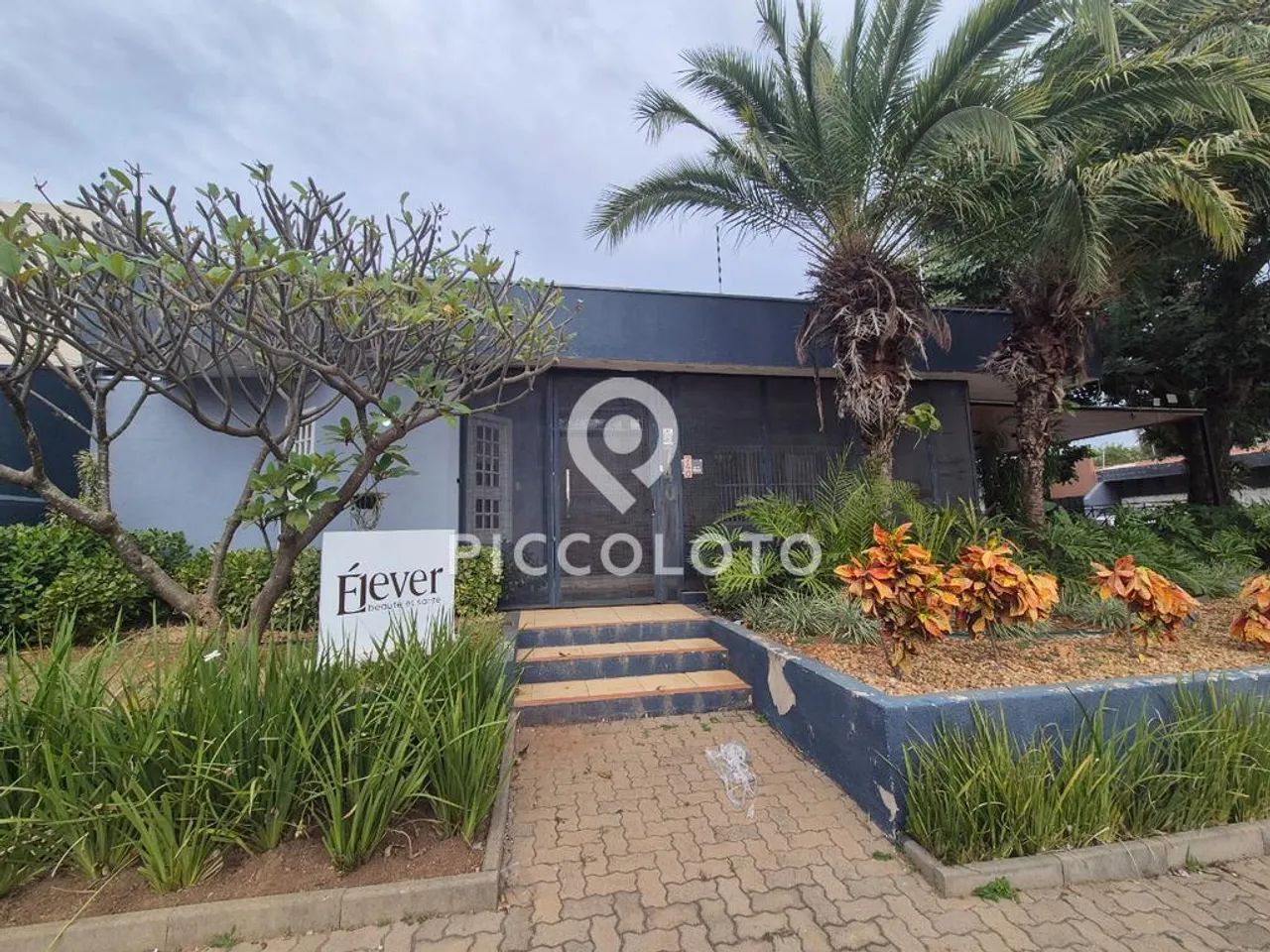 Casa para alugar em Campinas, Nova Campinas, com 6 quartos, com 262 m²