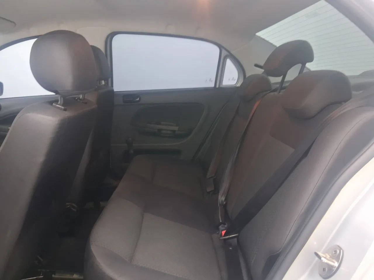 Volkswagen Voyage 1.0 Flex 12V 4p, foto 17 de 18