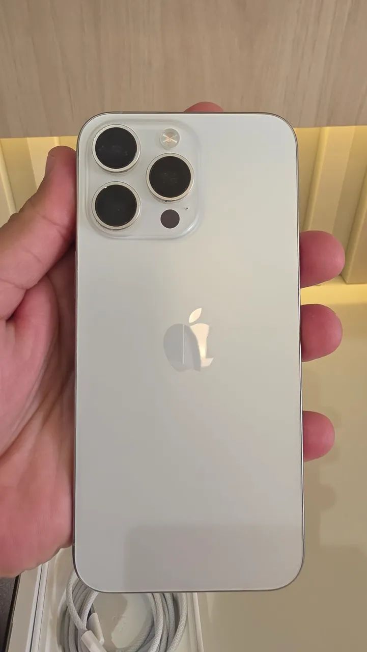 Iphone 15 pro max estado de zero - Foto 3