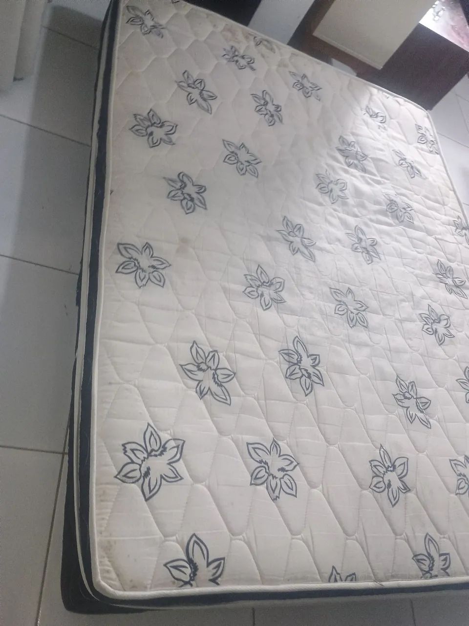 Colchão de casal bem grosso molas ensacadas  - Foto 4