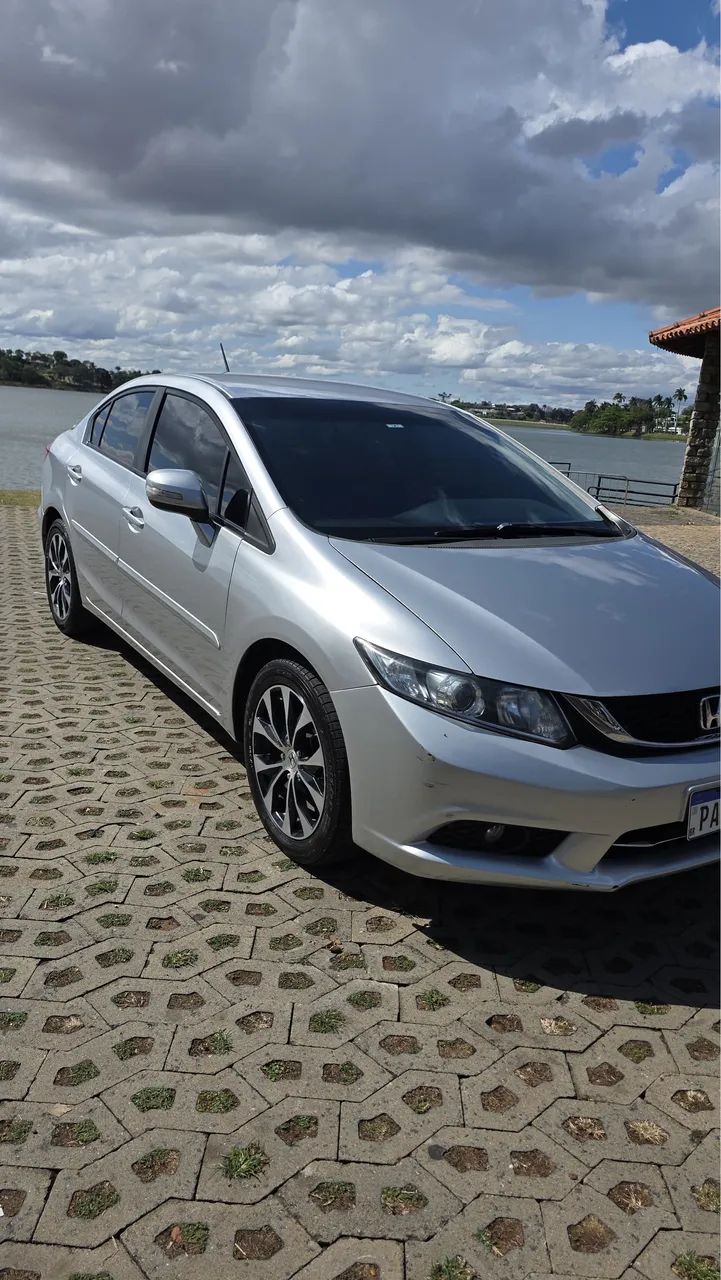 Honda Civic Civic Sedan LXR 2.0 Flexone 16V Aut. 4p 2016