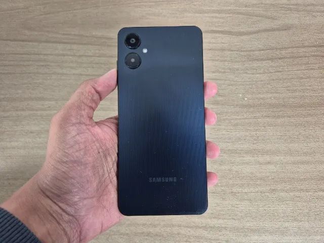 Galaxy A06 5G 128GB Preto - Pouco Usado