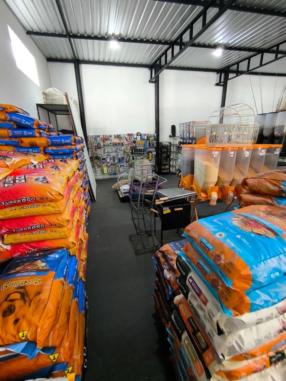 Vendo e TB troco lOJA DE PESCA EQUIPADA e agropecuária!  - Foto 4