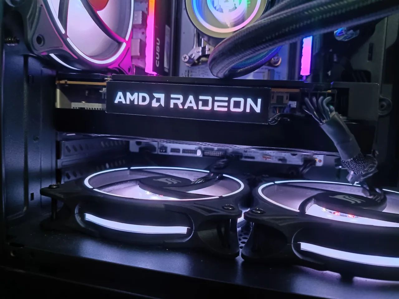 AMD Redeon rx 5500 xt (8GB)