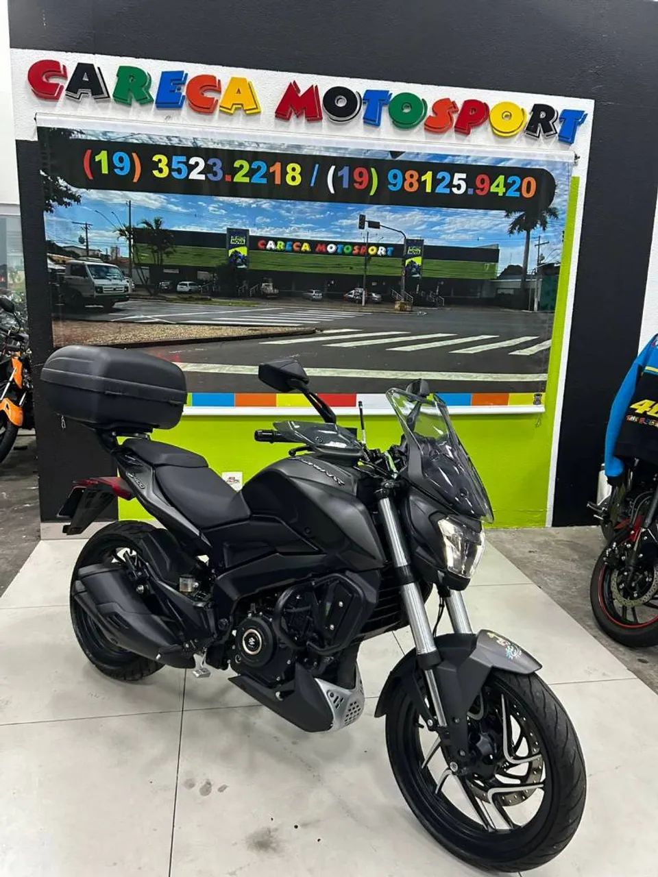 BAJAJ DOMINAR 400