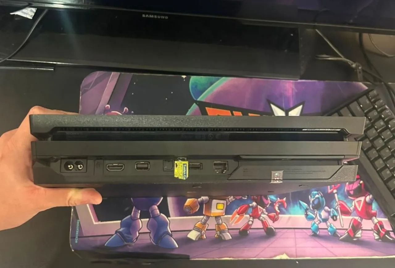 PS4 pro 1 TB - Foto 2