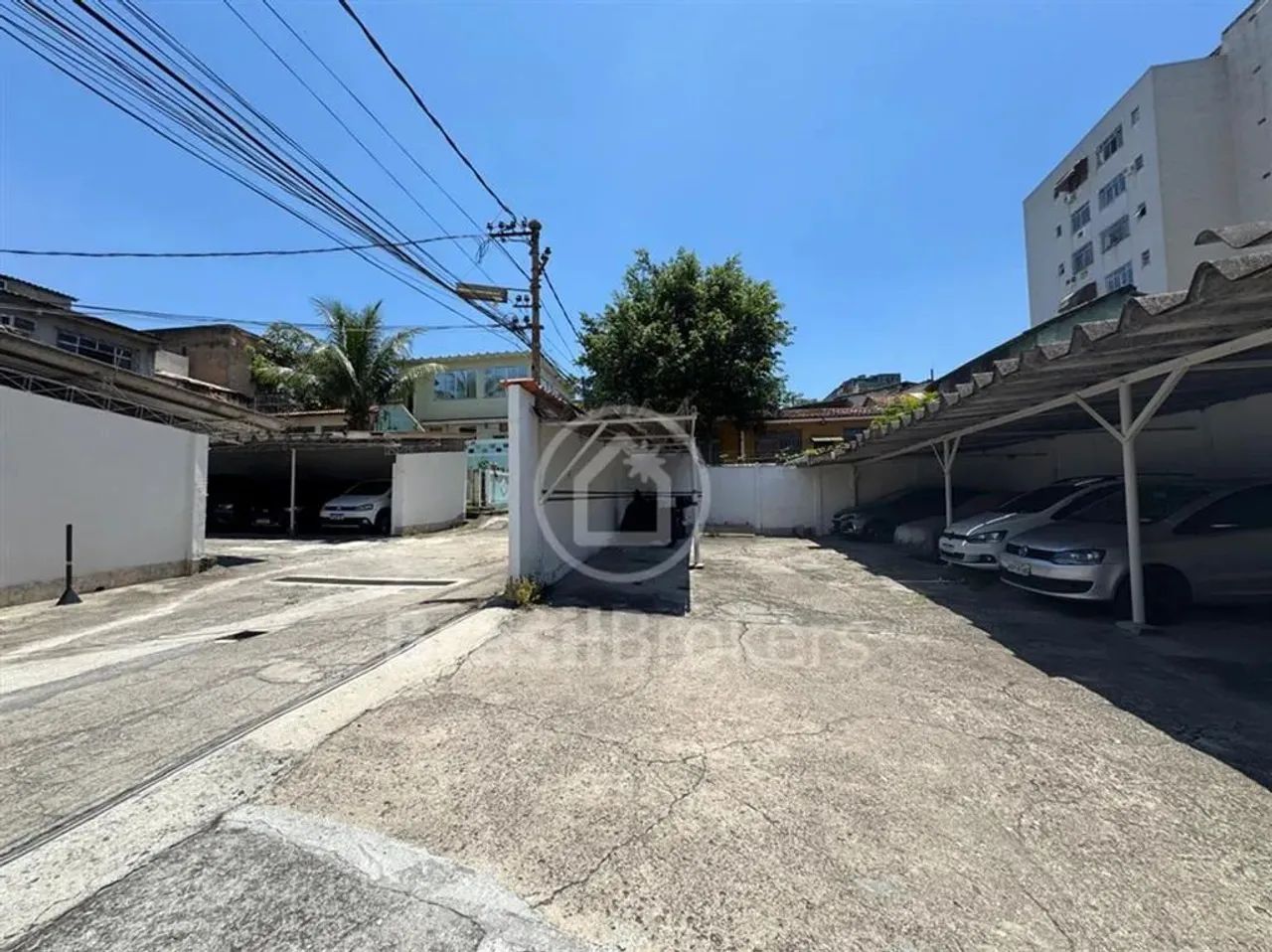 TERRENO NA RUA CACHAMBI
