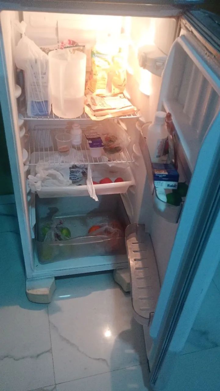 Geladeira funciona perfeitamente  - Foto 4