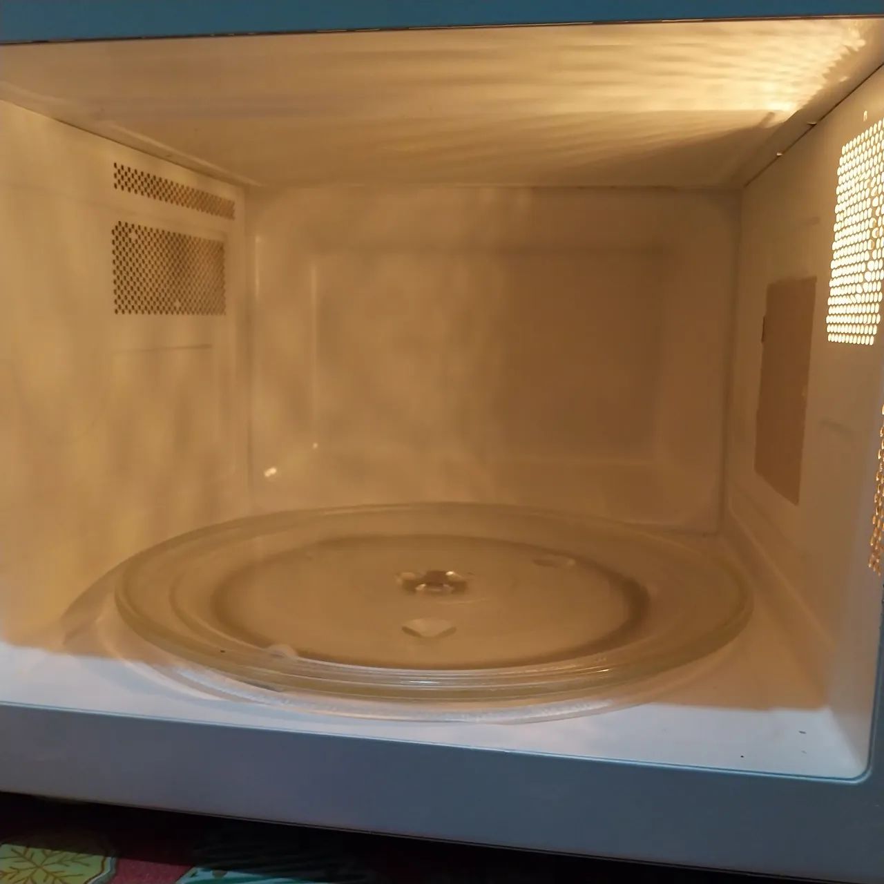 Micro-ondas Electrolux 220v 31L - Foto 3