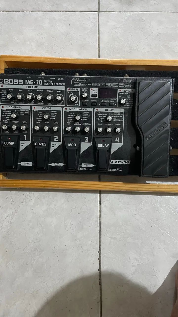 Boss ME 70