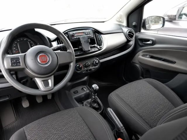Fiat Uno WAY 1.3 Flex 8V 5P 2017 - Foto 4