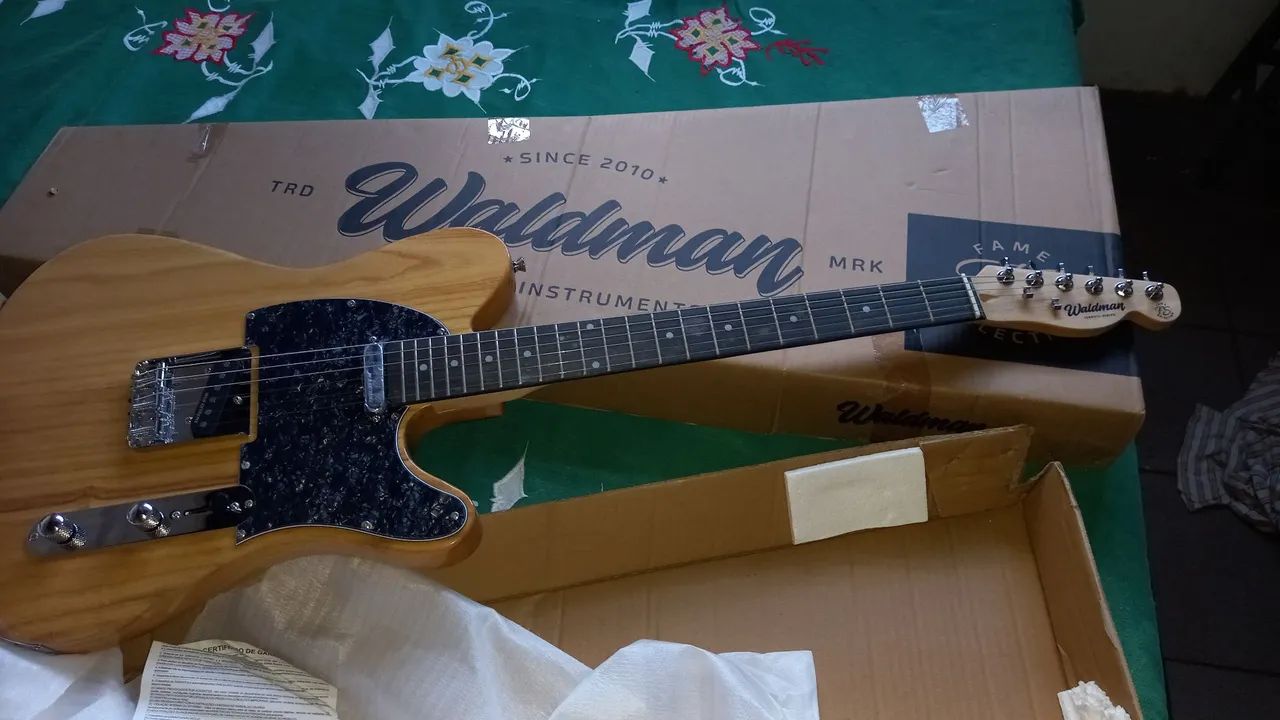 Guitarra Musical Nova  - Foto 2