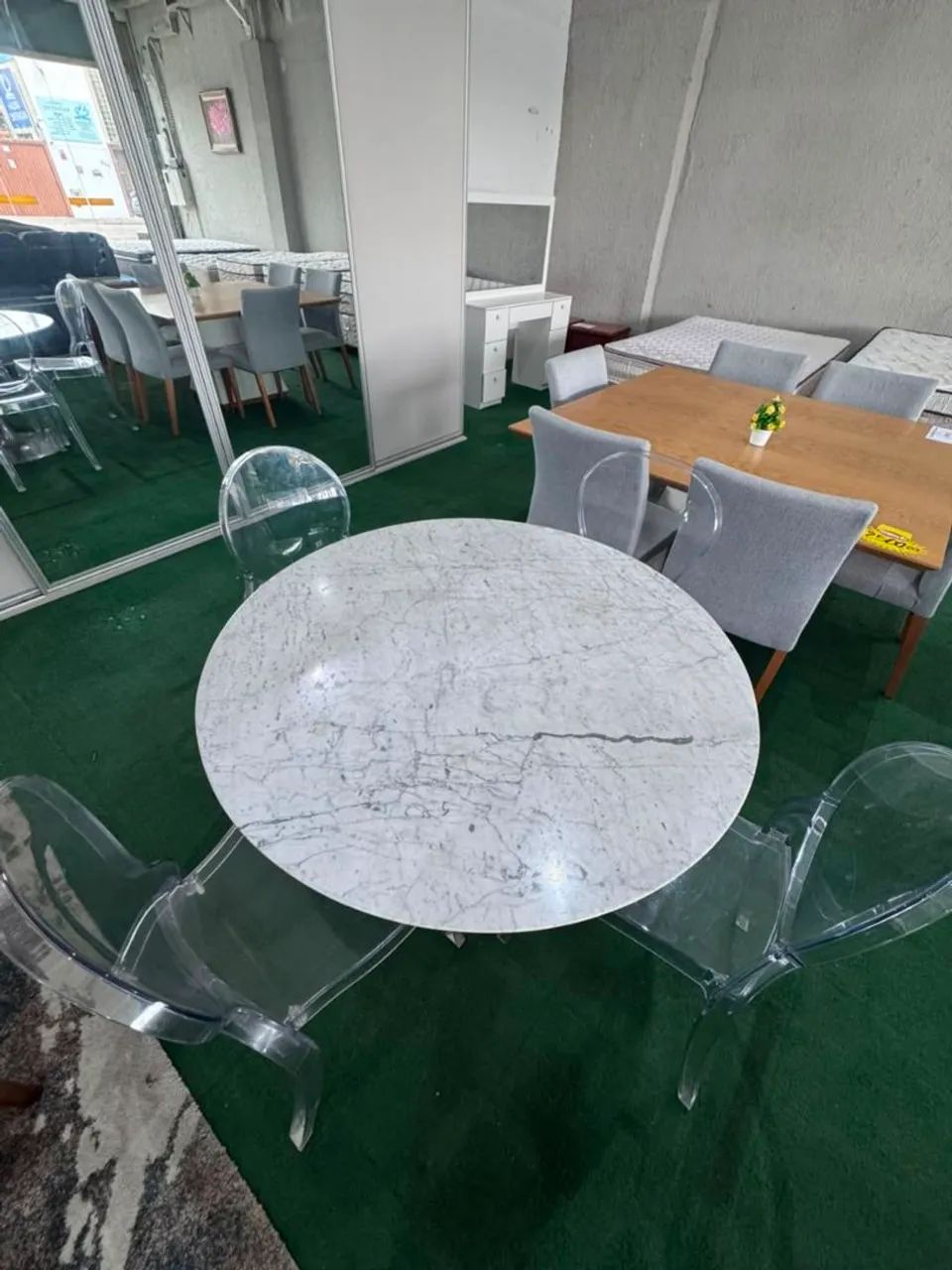 Mesa de Mármore Carrara e Pés Tulipa - Foto 3