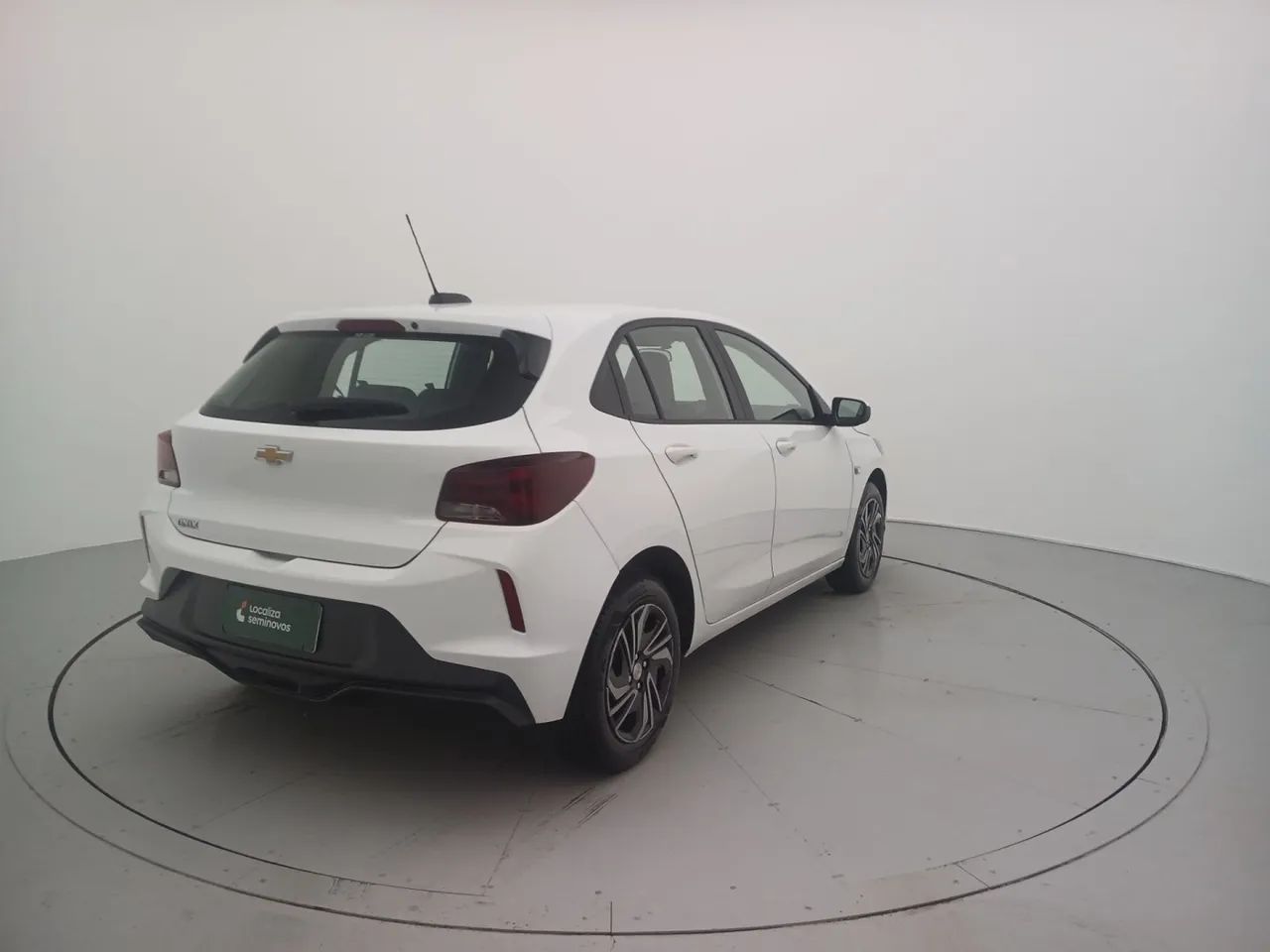 Chevrolet Onix Hatch 1.0 12V Flex Mec. 4P, foto 5 de 18