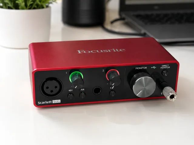 focusrite scarlett solo 3rd gen - Instrumentos musicais - Fumacê