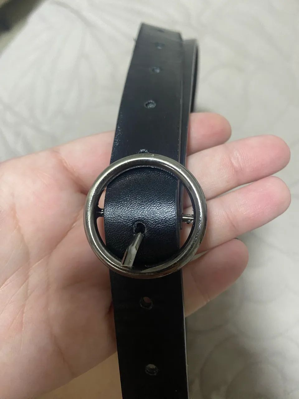Cinto com detalhe prata