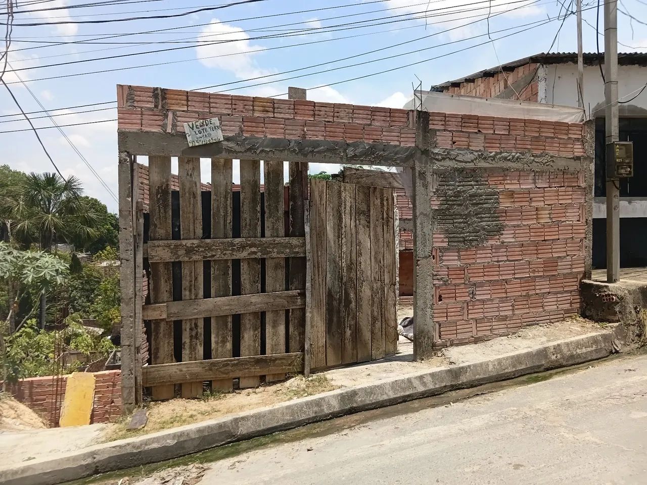 Vendo casa/construção 