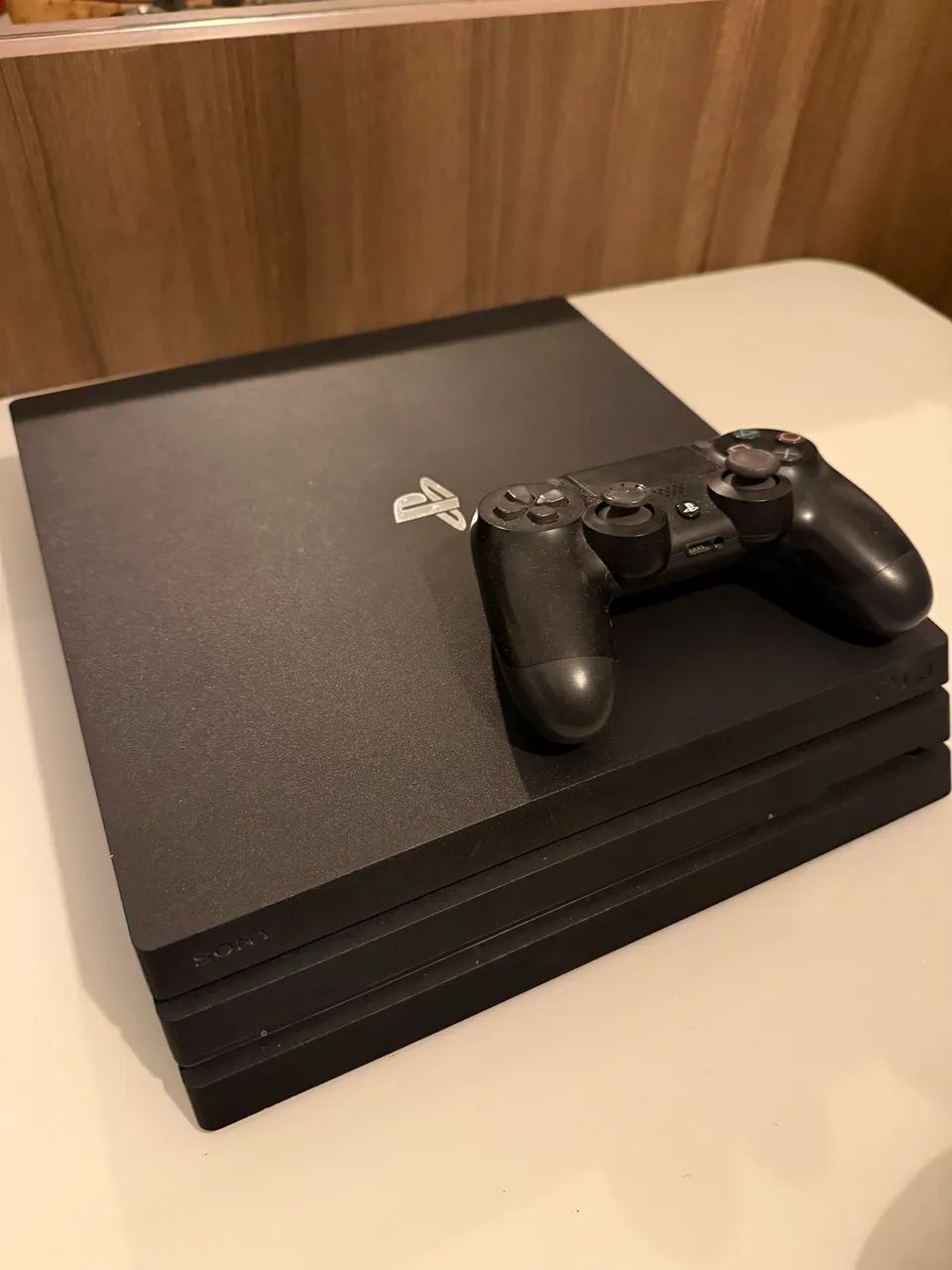 PlayStation 4 pro 1TB - Foto 2