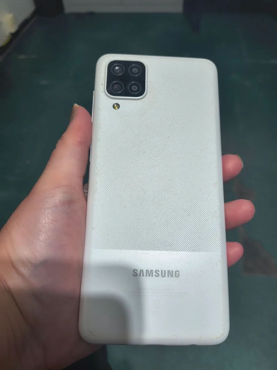 Celular Samsung A12 seminovo - Foto 3