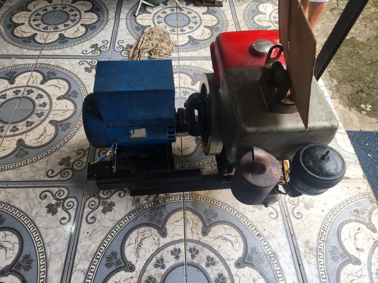 Motor  YANMAR 8HP com Gerador de Luz de 4CV - Foto 4