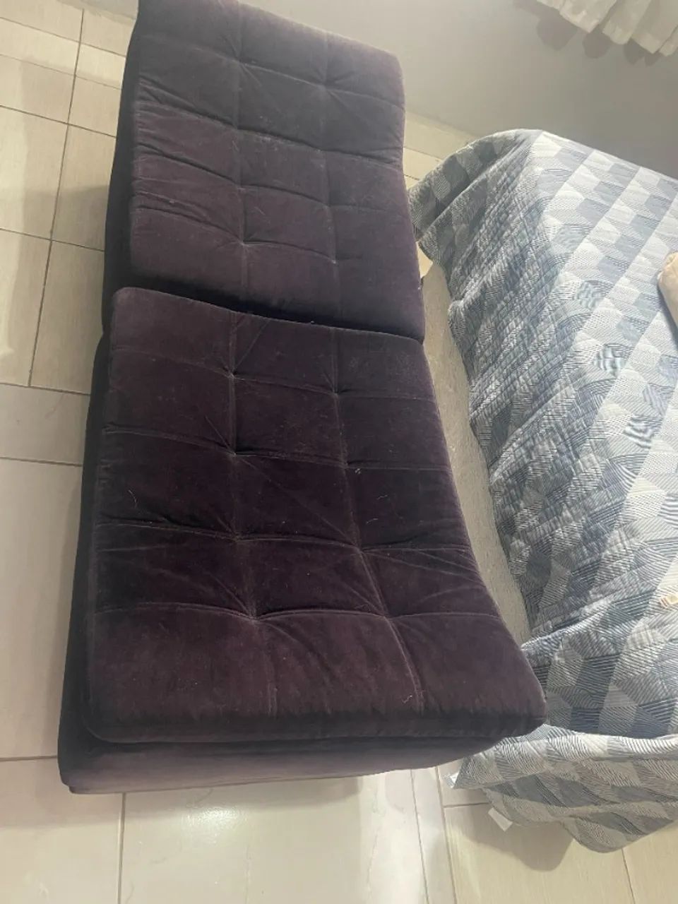 Divã preto veludo - Retirar no local não entregamos - Foto 3