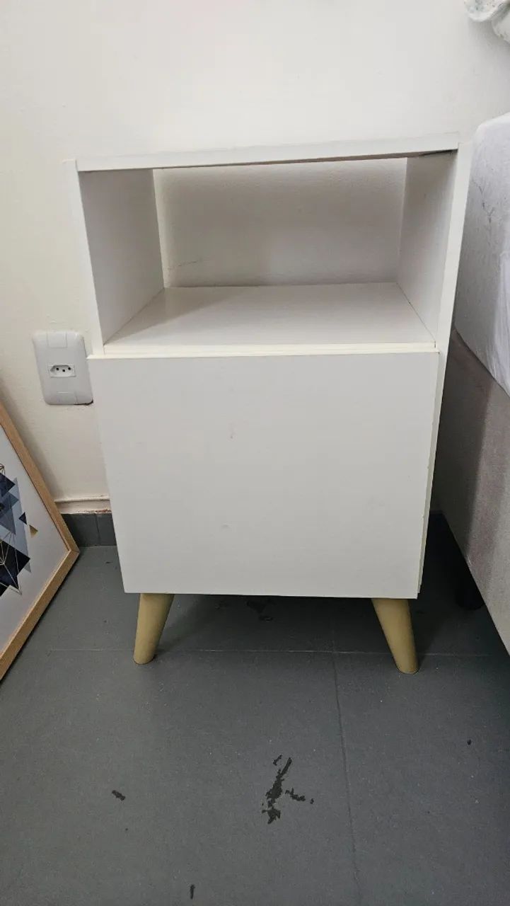 Mesa de cabeceira
